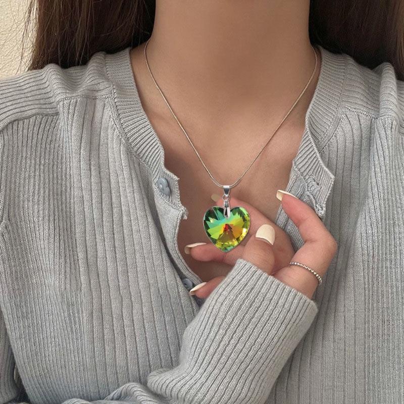 Glass Heart Pendant Necklace Simple Clavicle Chain Adjustable Collar Necklace Jewelry Stainless Steel Chain Necklace