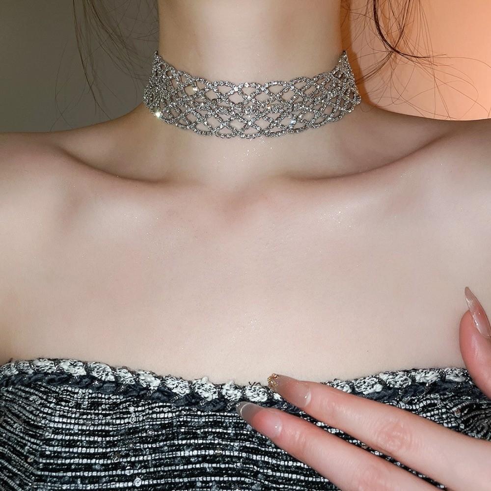 Rhinestone Crystal Hollow Necklace Fashion Sparkling Collar Chain  Bridal