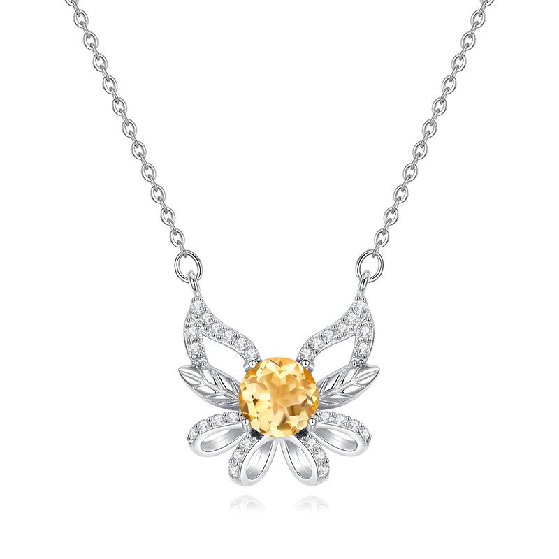 Original Design Natural Crystal Stone Butterfly Necklace Women's S925 Sterling Silver Light Luxury Niche High-end Collarbone Chain Jewelry Gift