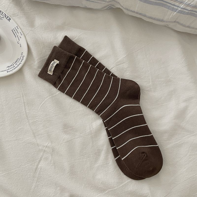 Trendige Socken Min Stoff Standardsocken Mid-Tube-Socken Nadelstreifen Kontrast Splicing Stacksocken Vintage Gestreifte Socken