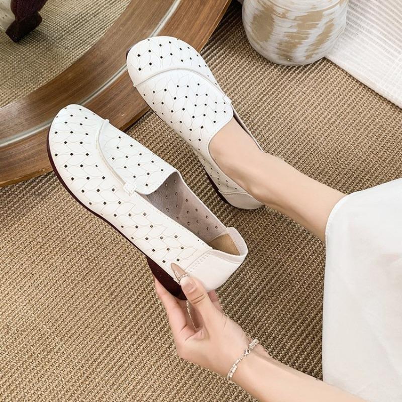 New Women's Casual Shoes with Hollowed-out Bean Shoes, Round Toe, Low Heel, Breathable Single Shoes Devotion