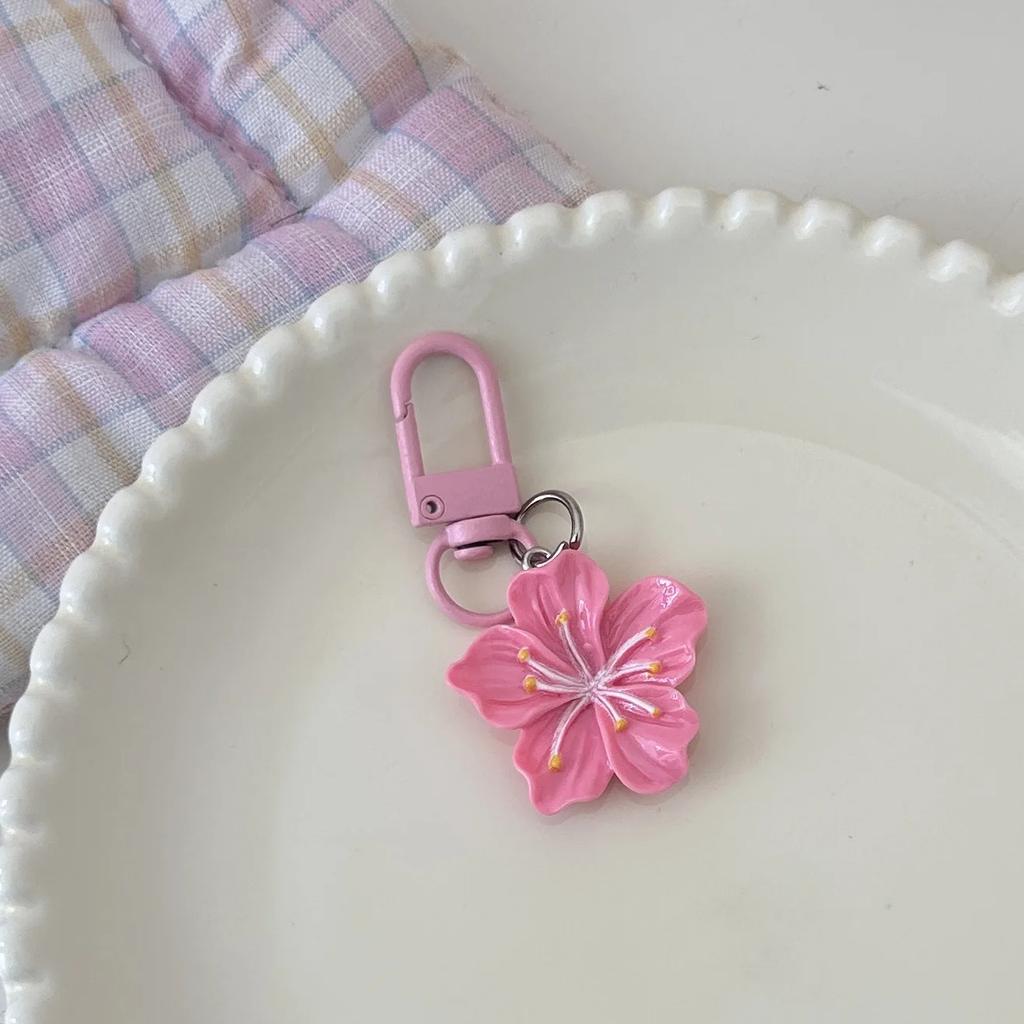 Romantic Sakura Blossom Keychain Girls Sweet Flower Pendant Key Ring Friend Gifts Key Chains Simple Backpack Bag Accessories