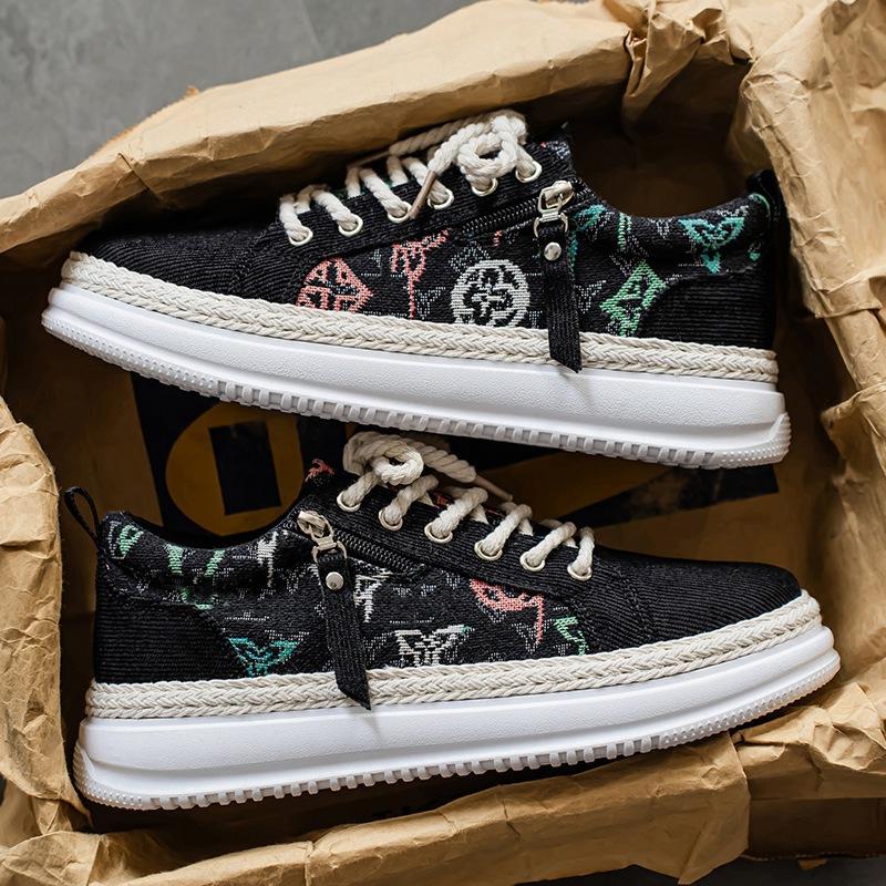 

2025 new fashion men s shoes summer low-top trendy shoes men s breathable board shoes casual sports shoes student canvas shoes 39