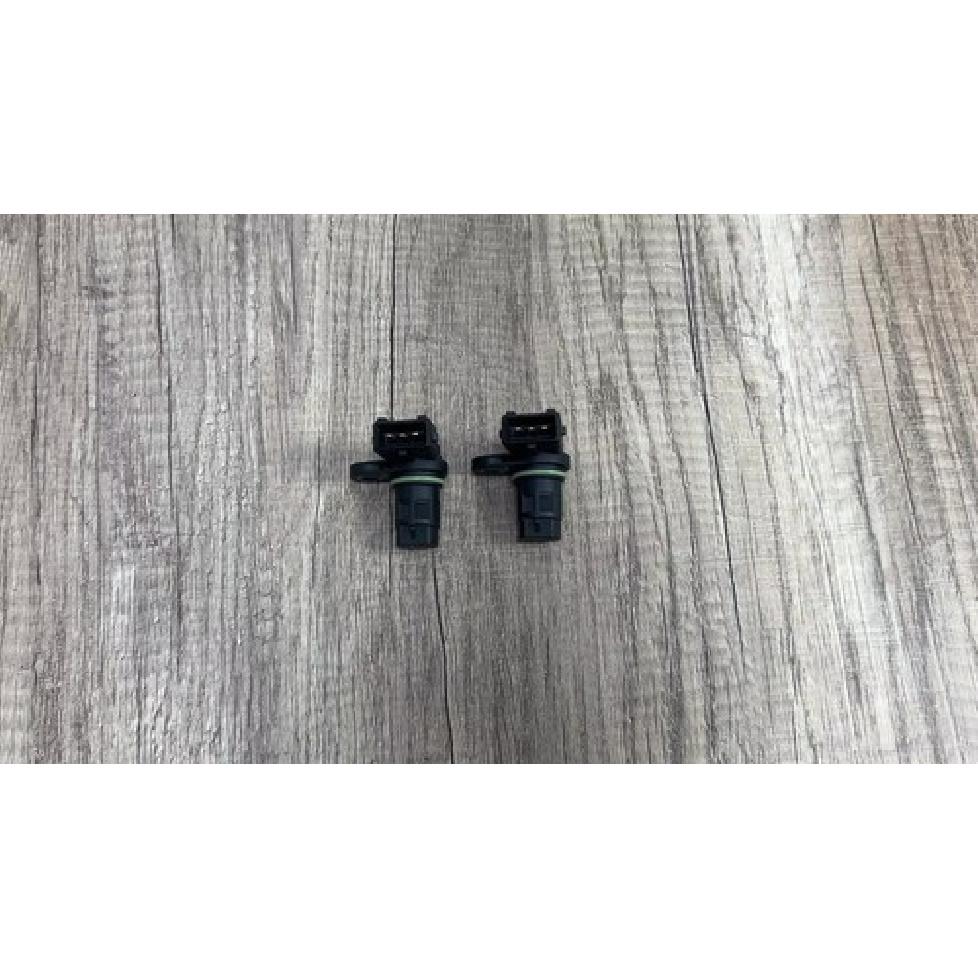 2x Camshaft Position Sensor For Hyundai Elantra Tucson Kia Soul Forte 1.8 2.0L