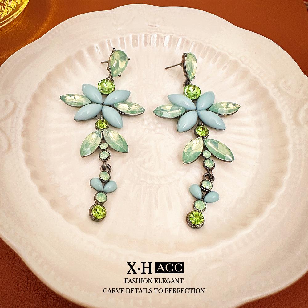 Vintage Bow Earrings: Timeless, High-End Retro Fashion Accessory