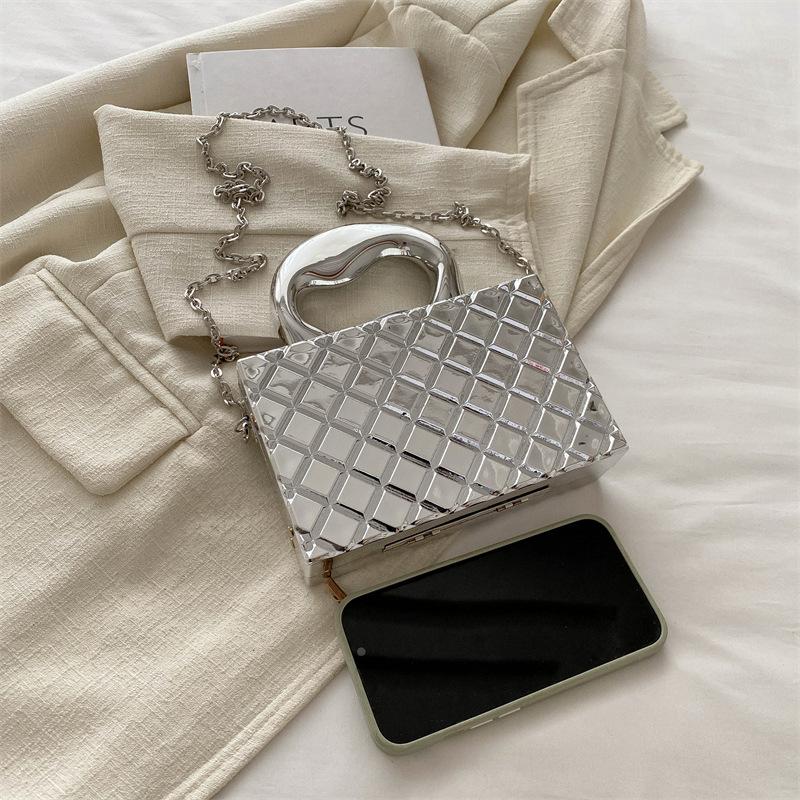 Bag Ladies 2025 New European and American Fashion Rhombus Handbag Ins Glossy Small Fragrant Wind Chain Box Bag Tide