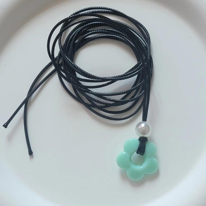 Sweet Cool Pearl Flower Pendant Necklace Fashion Summer Choker Wax Rope Lace up Collar Necklace Statement Jewelry
