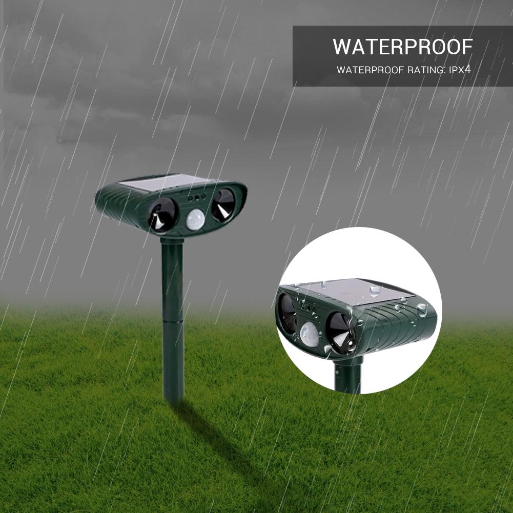 Outdoor Weatherproof Solar Powered Ultrasonic Animal Repeller with Flashing LED Light