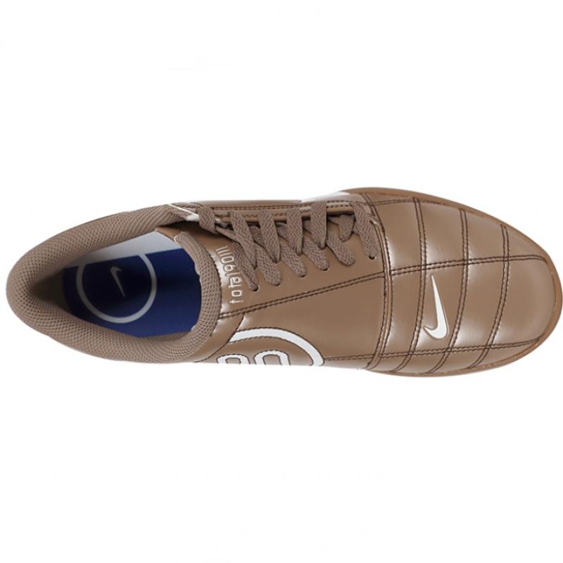 Nike Total 90 Sneakers