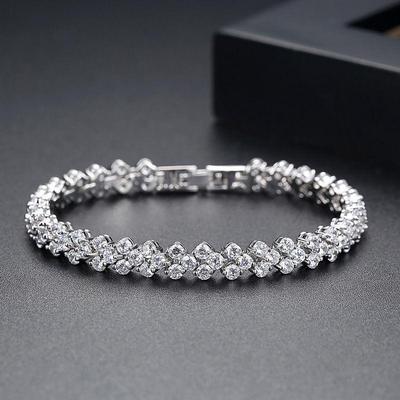 2025 Exquisites Römisches Damenarmband mit Zirkonia und Diamanten - Europäisches und Amerikanisches Design