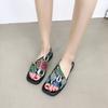 Summer 2025 New Women's Sandals Vintage Open Toe Fashion Beach Flat Shoes Large Square Head Leopard Pattern Designer Slippers