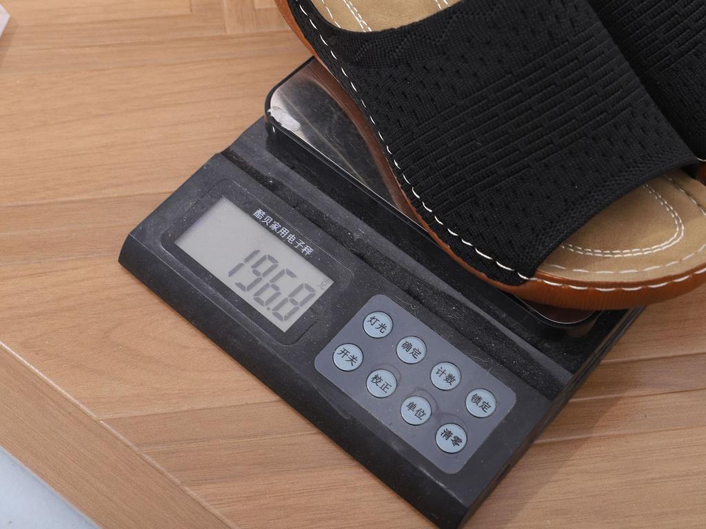 2025 spring and summer new flying woven slope heel slippers fashionable simple and lightweight one word fashionable large size slippers women