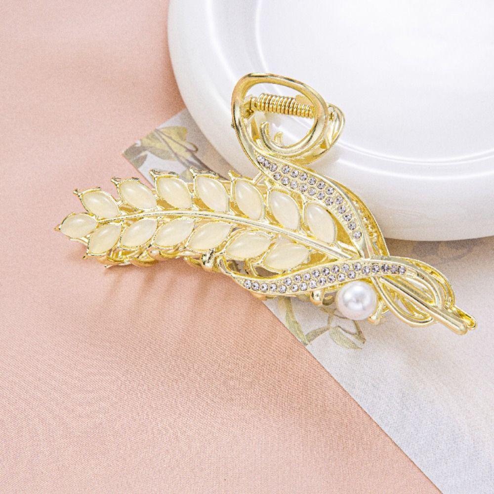 with Pearls Wheat Ear Hair Grab Headdress Luxury Hair Claw Elegance Shark Clip  Back of The Head
