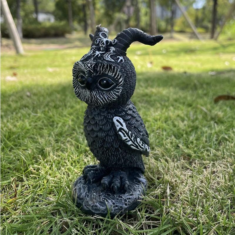 Garden Witch Cat Sculpture Gothic Kitten Decoration Halloween Magic Cat Statue Resin Craft Ornament Home Outdoor Courtyard Decor