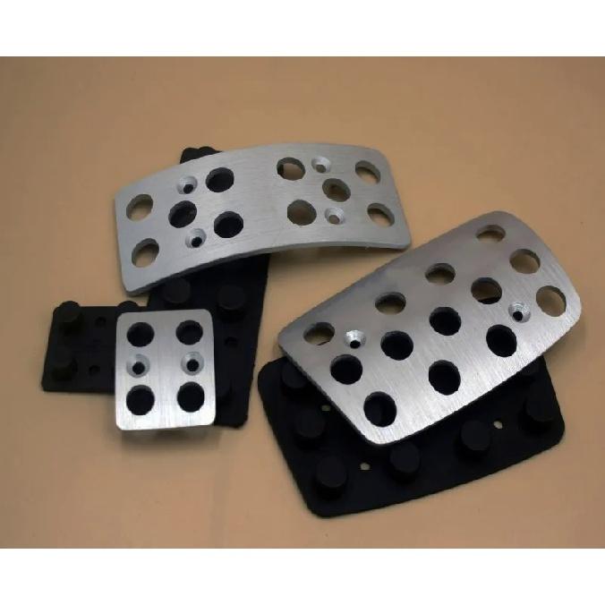 AT Foot Pedal For Jeep Grand Cherokee 2011-2015 Automatic Aluminum Throttle Plate Brake Gas High Quality Car Accessories 3pcs