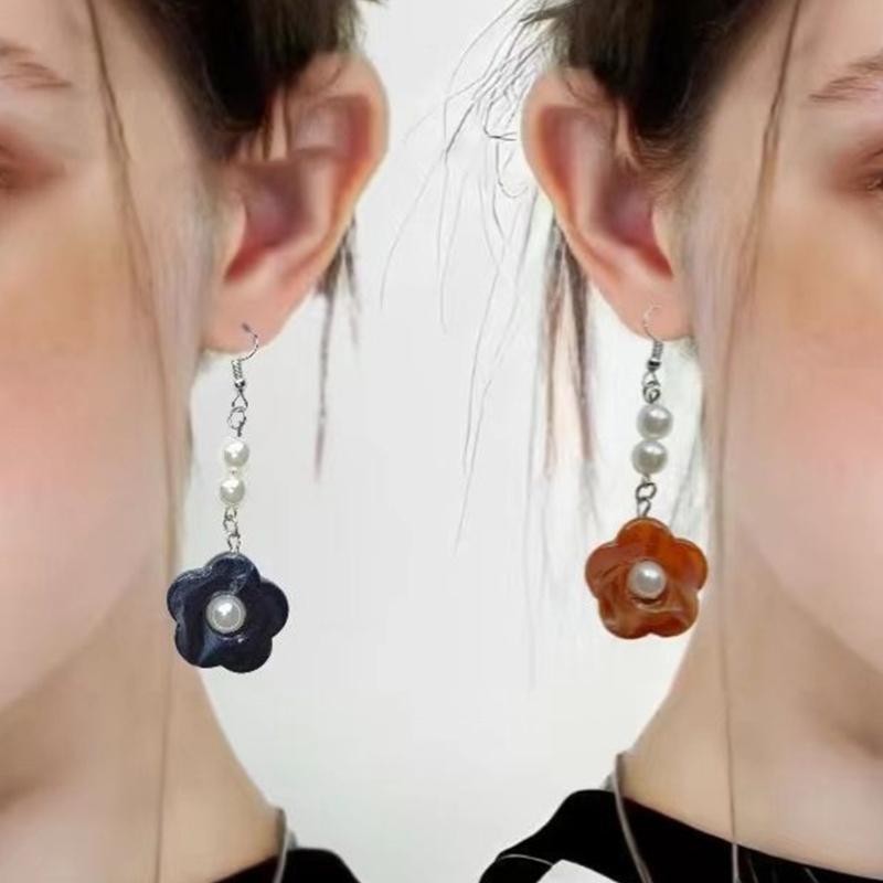 1 Pair Minimalist Punk Hip Hop Geometric Pearls Flower Earrings Hyperbole Cool Earrings for Women Aesthetic Ear Jewelry