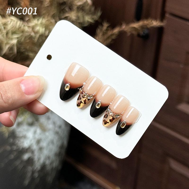 

Chunshan Caramel Leopard Crushed Diamond Handmade Press-on Nails Small S