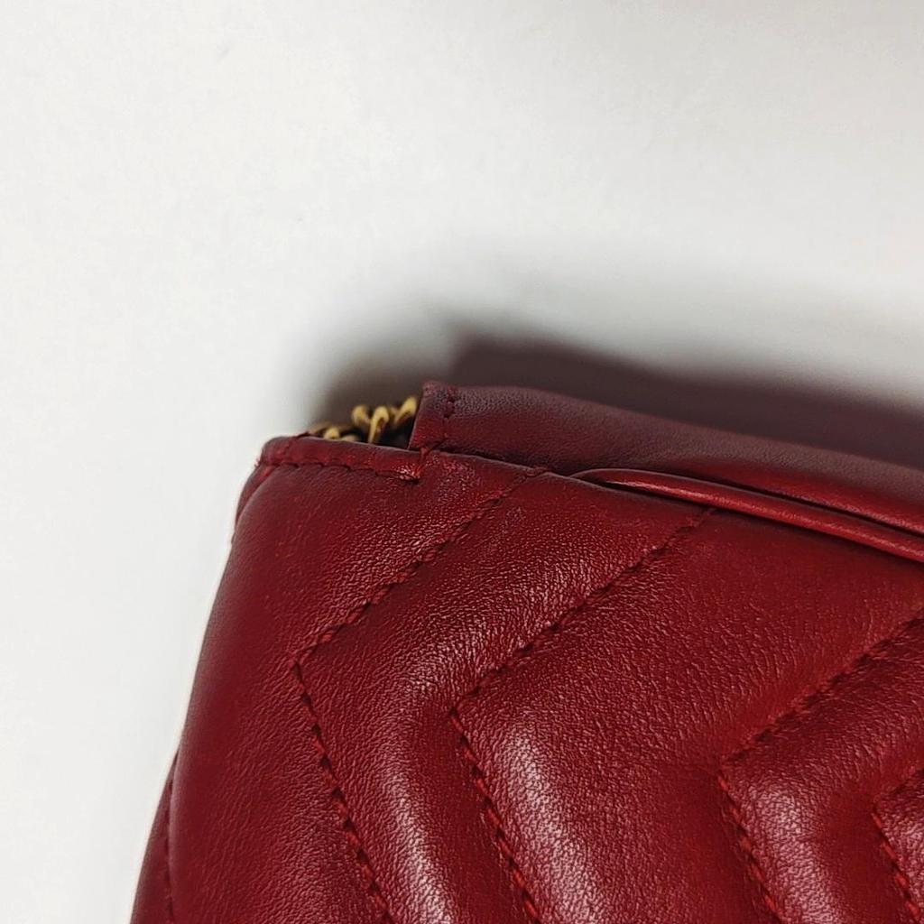 [Pre-Owned] GG Marmont Vintage Metal Logo Quilted Leather Mini Shoulder Bag - Very Good #1SH2D09