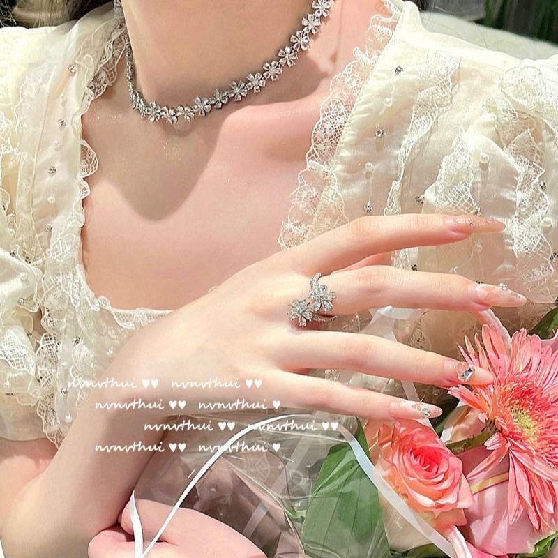 Italienischer Vintage Blühender Edelstein Halskette Vintage Dämmerung Gelbe Blume Zirkon Quaste Ohrringe, Set