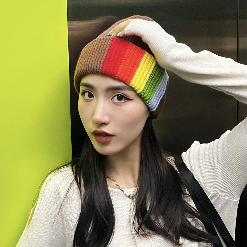 

Autumn and winter new women s wool hat casual versatile thermal hat rainbow striped jacquard knitted hat one size fits all темно-коричневого