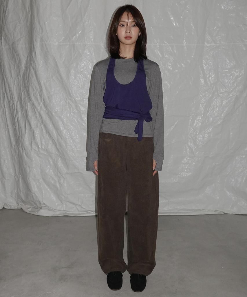 Julliapepe Curved Balloon Corduroy Pants (Brown)