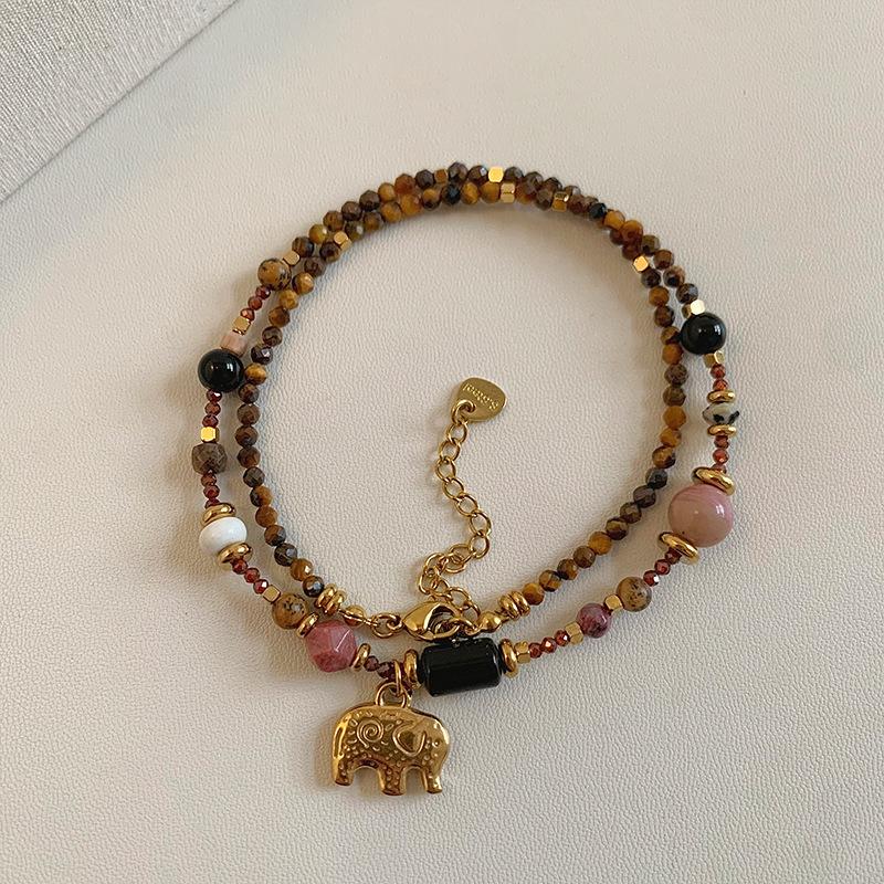 Maillard Wind Tiger's Eye Stone Elephant Pendant Necklace Light Luxury Niche Design Clavicle Chain Fashion Personality Items