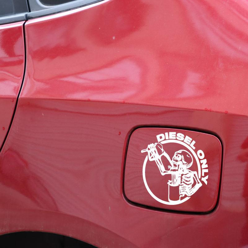 5Pcs Decorative Car Personalized And Creative Laser Decals Pickup Truck 15X15Cm Off-Road Truck Skull Gasoline Cap Stickers