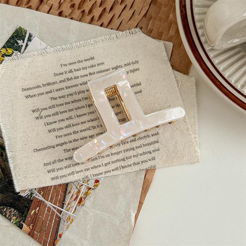 Mermaid Ji Acetic Acid High-Grade Hair Clip: Exquisite Half-Up Hairpin for Women