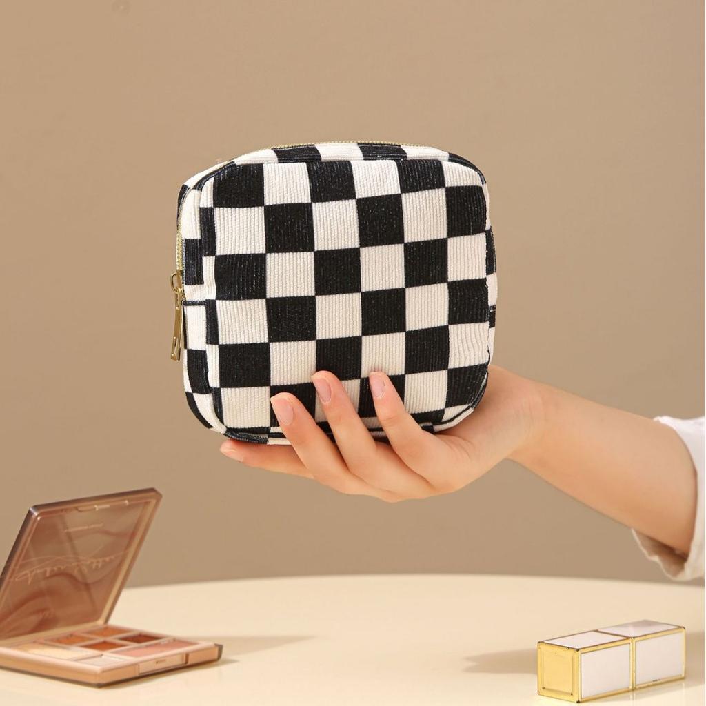 Portable Sanitary Napkin Storage Pouch Mini Travel Period Bag for Women Girls Hygiene Organizer