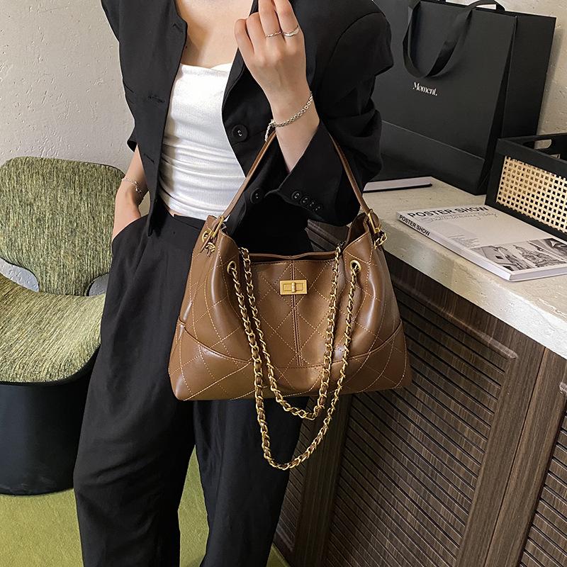 New High-end Fashion Solid Color Embroidery Thread Chain Tote Bag Portable Shoulder Trendy Women's Bag