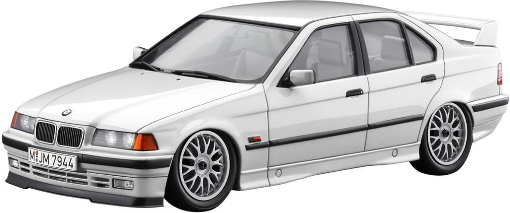 Hasegawa BMW 320i Plastic Model Kit 20831 1/24 “Custom Version”