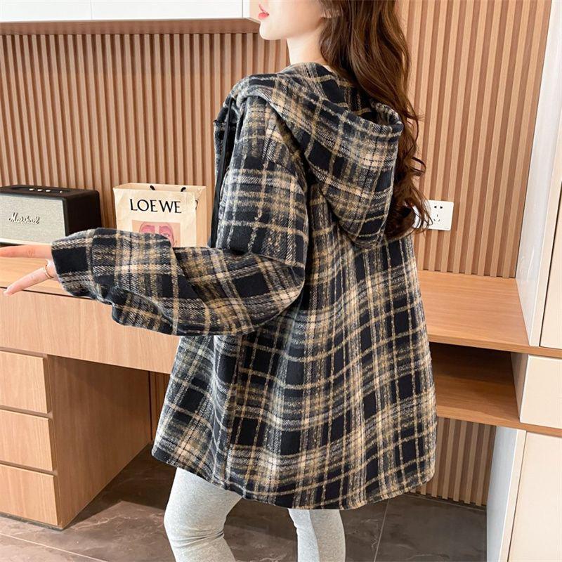 Women's Retro Plaid Hooded Shirt Jacket, Winter 2025, Plus Velvet, Thick, Mid-Length, Cozy Style, Age-Defying