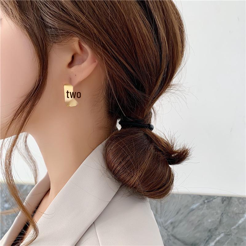 Titanium Steel Geometric Square Earrings - European American Style, Long Dangle, Personalized for Women золотой