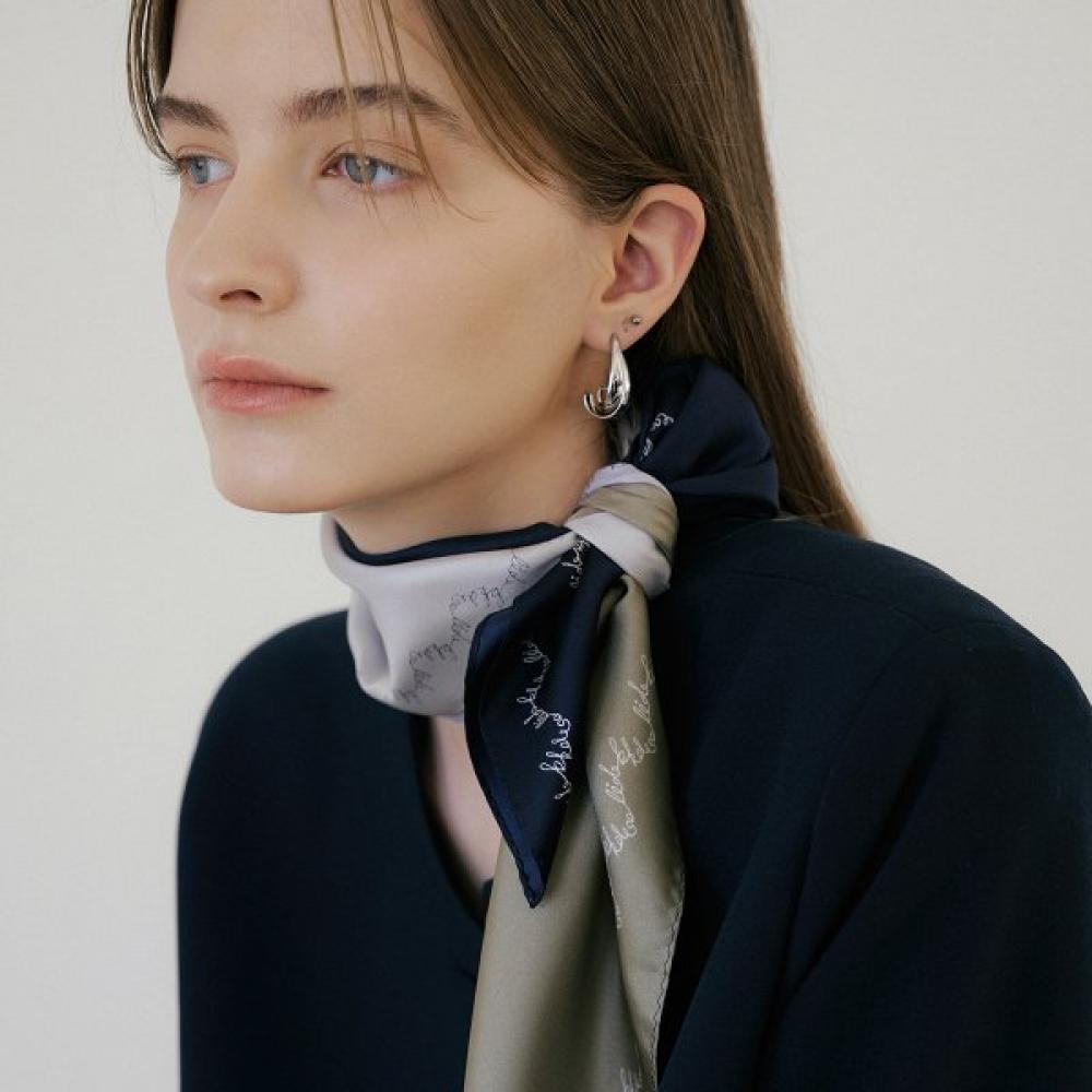 Bb De Soli De Silk Scarf  2color beige