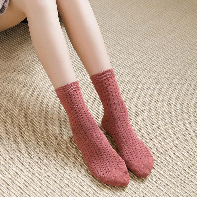 5 Pairs Unisex Mid-Calf Socks, Solid Colors, Versatile for Casual/Sports, Cotton, Warm, Sweat-Absorbing, Perfect for Autumn/Winter