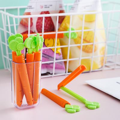 Trendy Unisex Portable Cute Carrot Food Bag Sealing Clip Kitchen Fashion Fresh-Keeping Clamp Sealer for Food and Snack Bags Multi-use Home Living