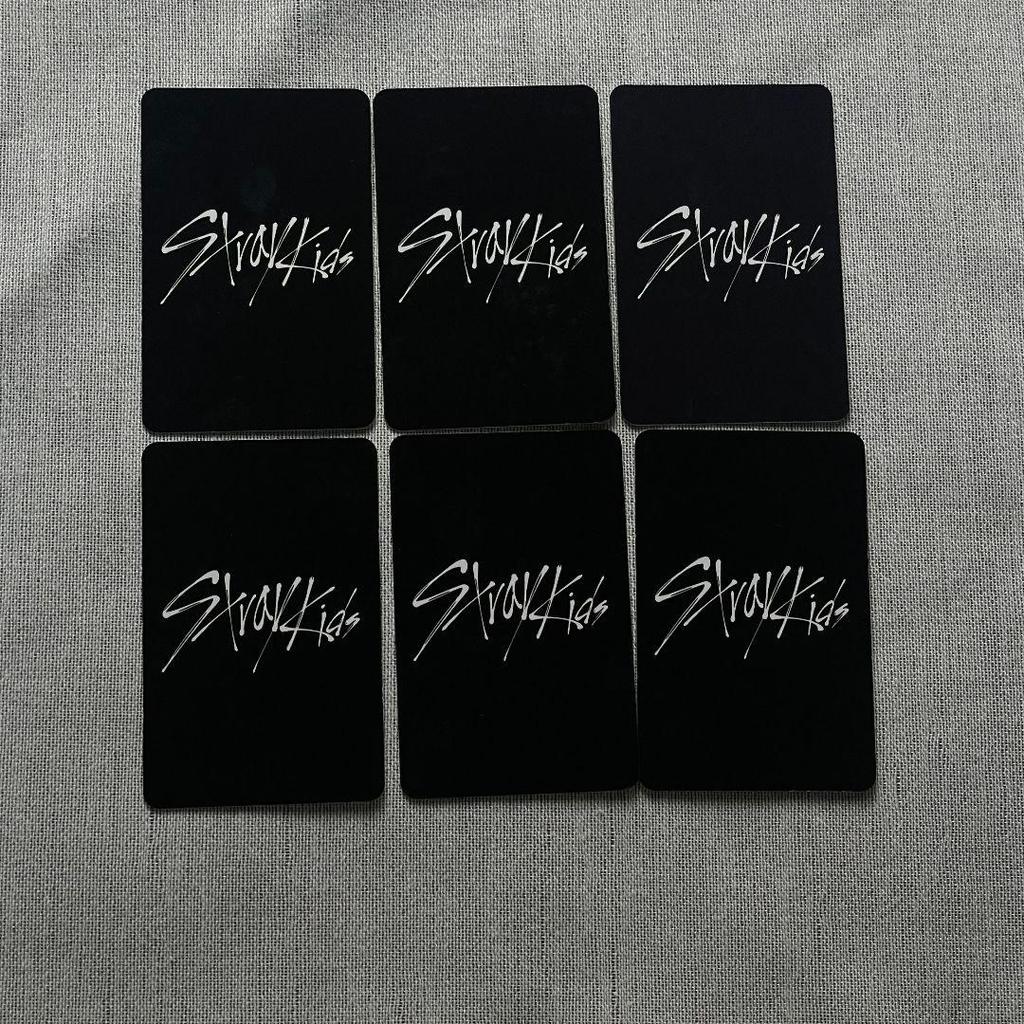 [USED] StrayKids Public Broadcast K-Wave Trading Cards (6 Cards)