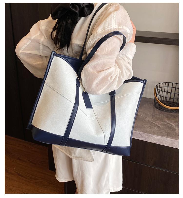 Large Capacity Denim Bag Women's Summer Versatile 2025 New Messenger Bag Splicing College Student Class Tote Bag