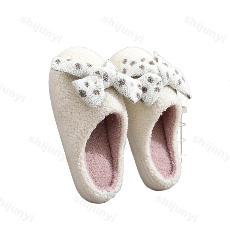 Fashion 2025 Winter New Style Women's Dot Bow Design Cute Indoor Casual Cotton Slippers Soft Soled Comfortable Warm Short Plush Deaggers