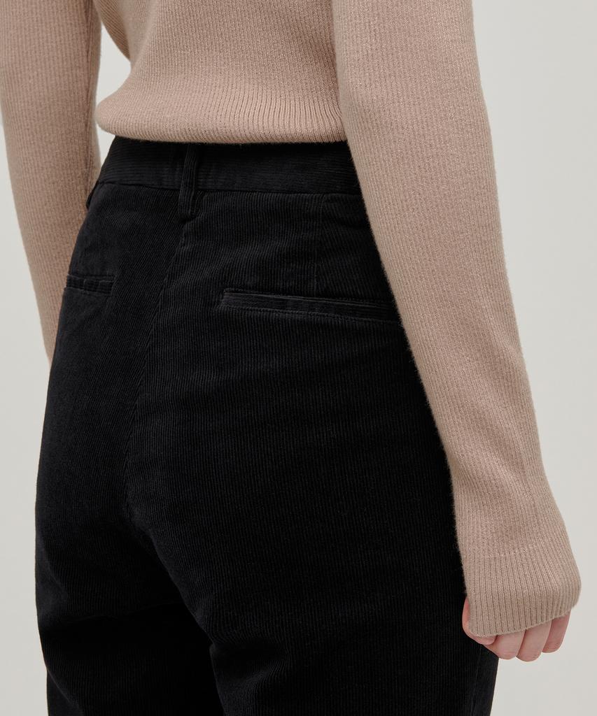 MUSINSA STANDARD WOMAN Bootcut Corduroy Pants [Black]