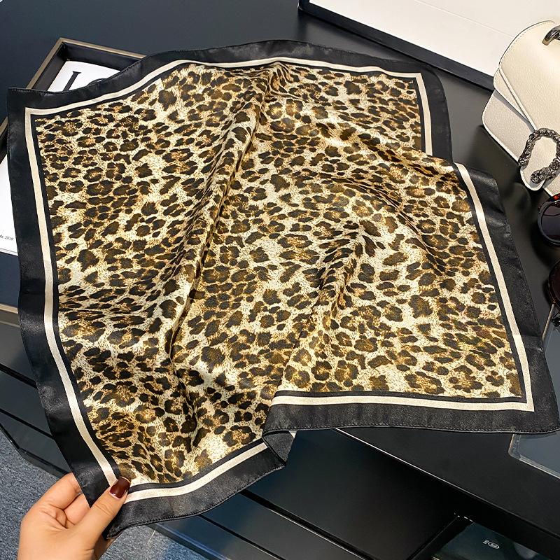 100% Natural Real Silk Scarf Women Luxury High Quality Square Fashion Hair Neckerchief Lady Shawl Wraps Hijab Bandana Scarves