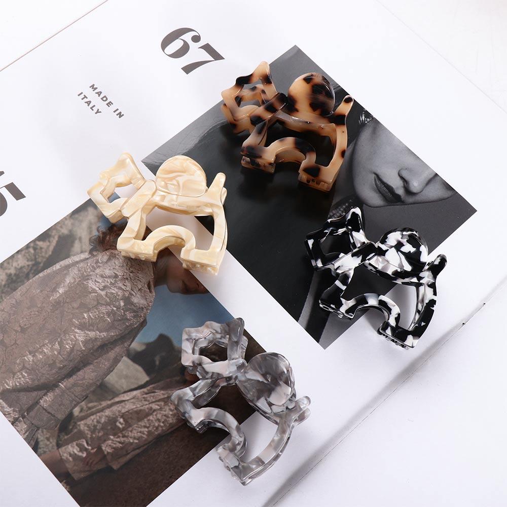 Fashion Design Women Hair Accessories Dog Hollow Hair Claw Animal Barrettes Korean Style Hair Clip