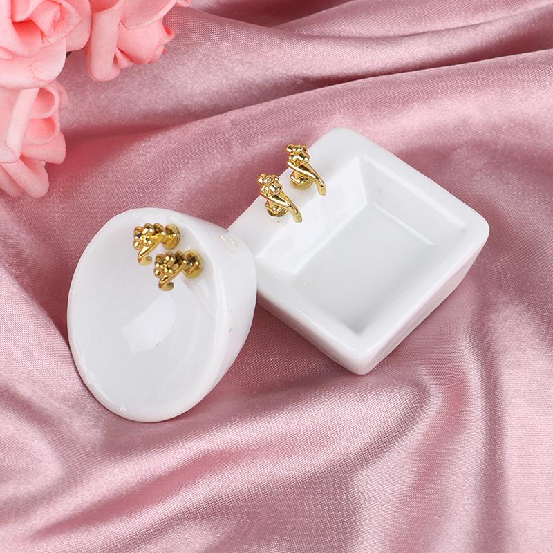 1:12 Dollhouse Miniature Hand Sink Shaver Set Brush Razor Towel Makeup Rack Bath Set Bathroom Model Decor Furniture Accessories
