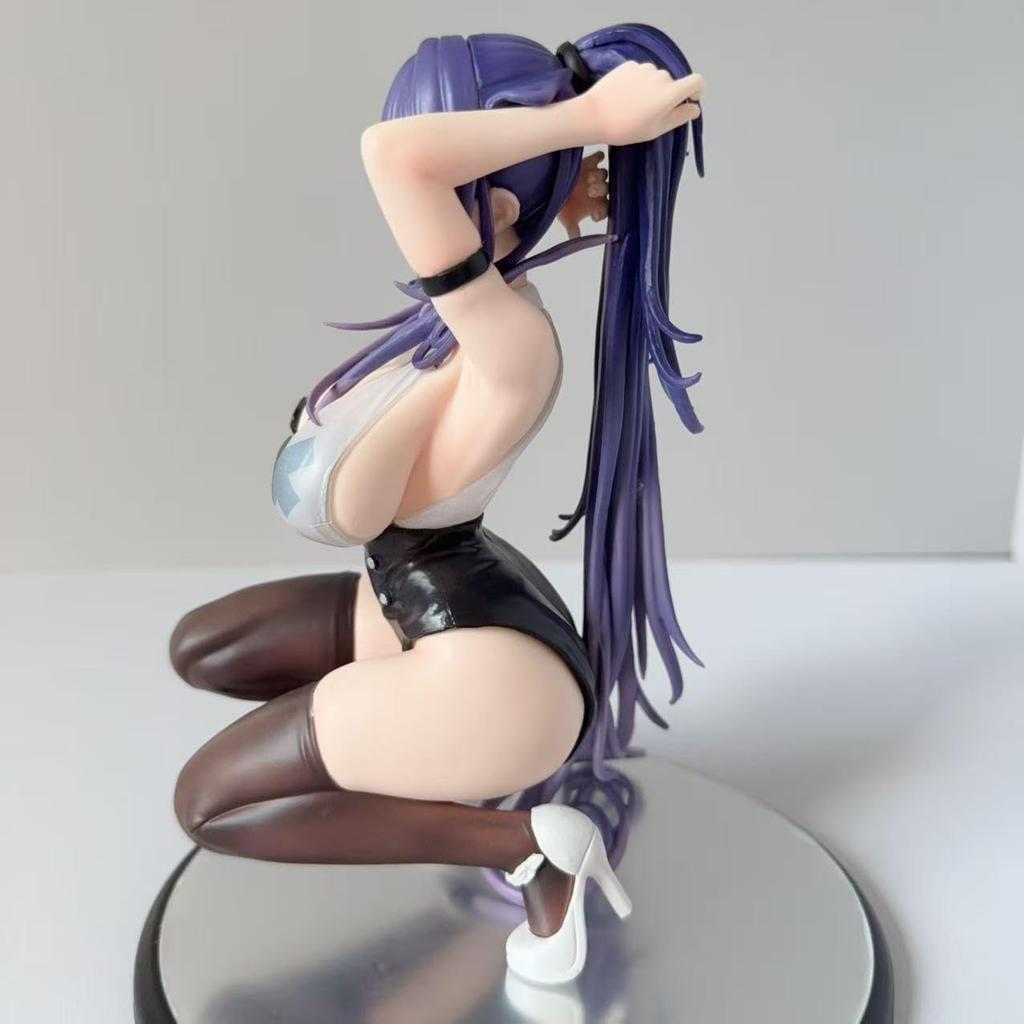 Yuna In an Office Crouching Pose, 20cm Tall, ABS & PVC, Model Decoration, Pre-painted, Finished Figure