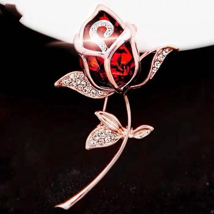New Temperament Trendy Gold Color Zircon Flower Brooches for Women Cute Sweet Advanced Opal Pins Jewelry Accessories Gift