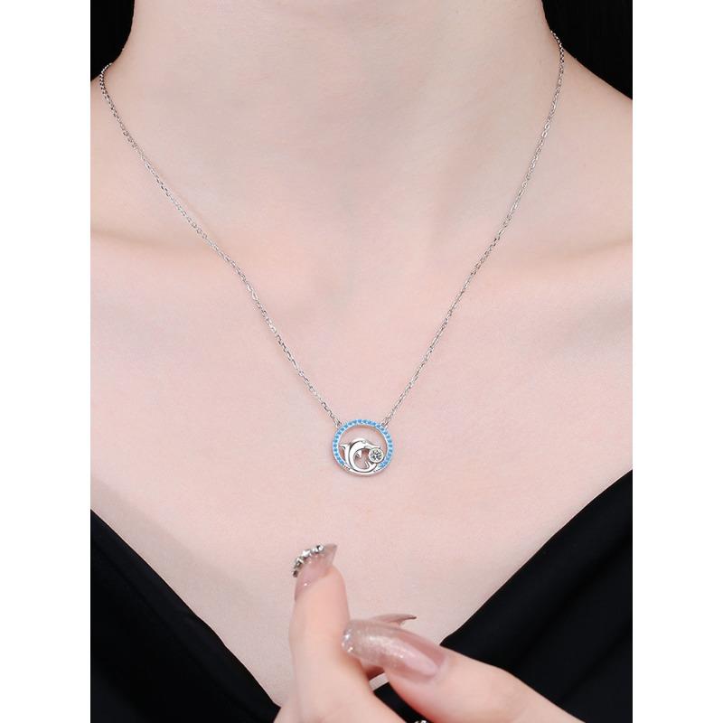 Collier dauphin pour femme, léger, luxueux, design de niche, cadeau de Noël ou d'anniversaire, chaîne de clavicule