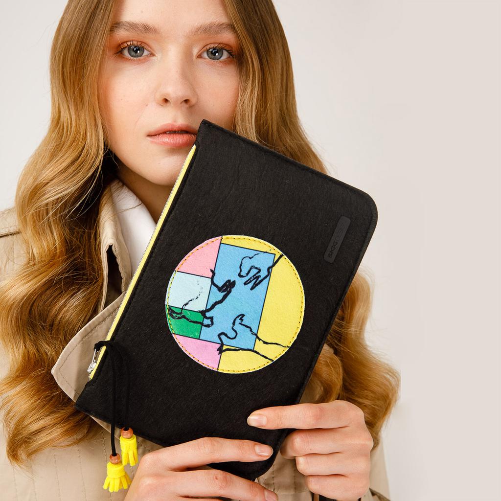 Biggdesign Dogs Felt Travel Makeup  Bag