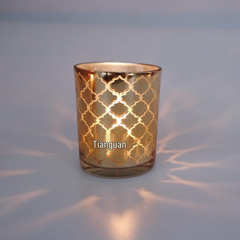 Geometrisk Ljuslykta i Guldglas för Middag med Levande Ljus eller Barinredning