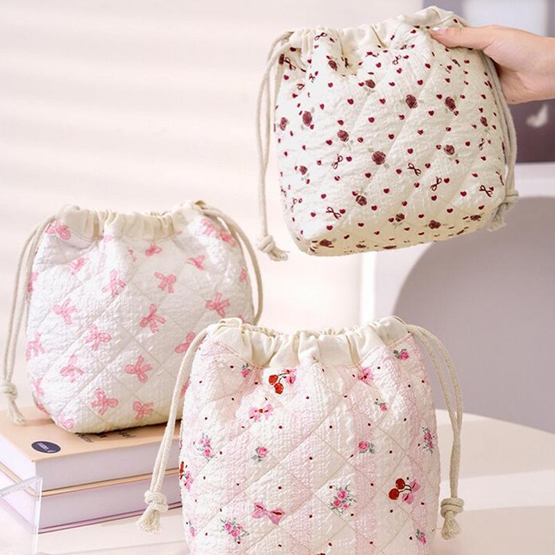 Cotton Quilted Drawstring Makeup Bag, Travel Toiletry Organizer, Cute Drawstring Gift Bag For Women & Girls