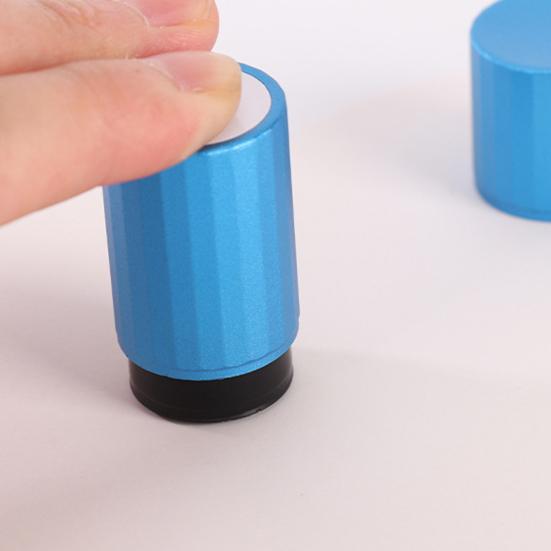 Golf Ball Stamp Aluminum Alloy Golf Ball Engraving Tool Bright Color Portable Compact Golf Ball Marker